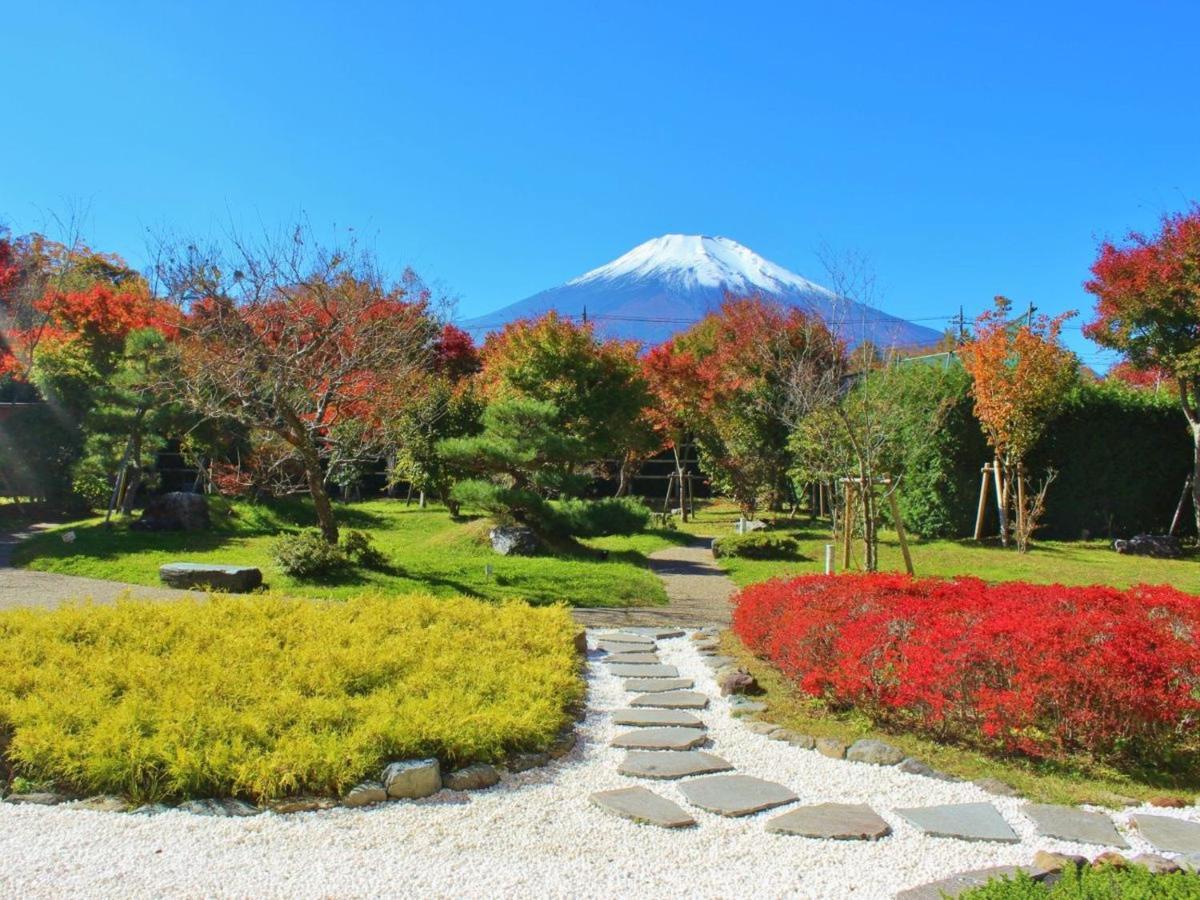 富士松園ホテル 4*