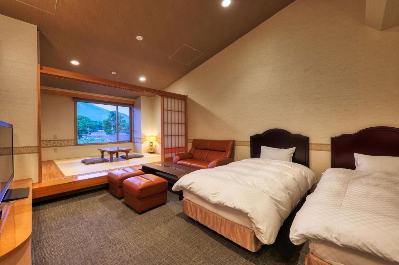 富士松園ホテル ホテル 4*